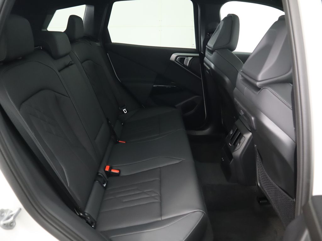 Thumbnail: 2026 BMW X3 - 24