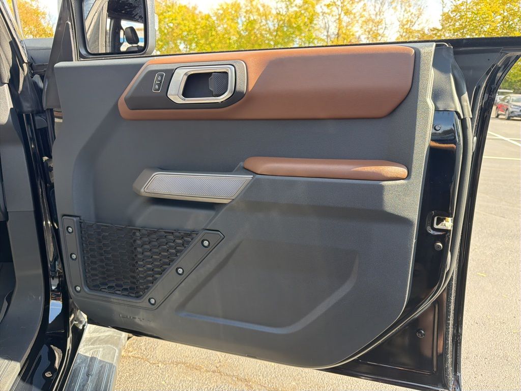 Thumbnail: 2023 Ford Bronco - 26