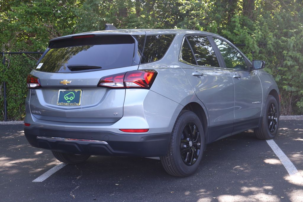 Thumbnail: 2024 Chevrolet Equinox - 8