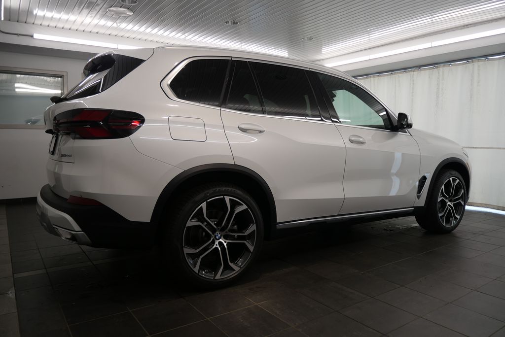 2025 BMW X5 sDrive40i 7