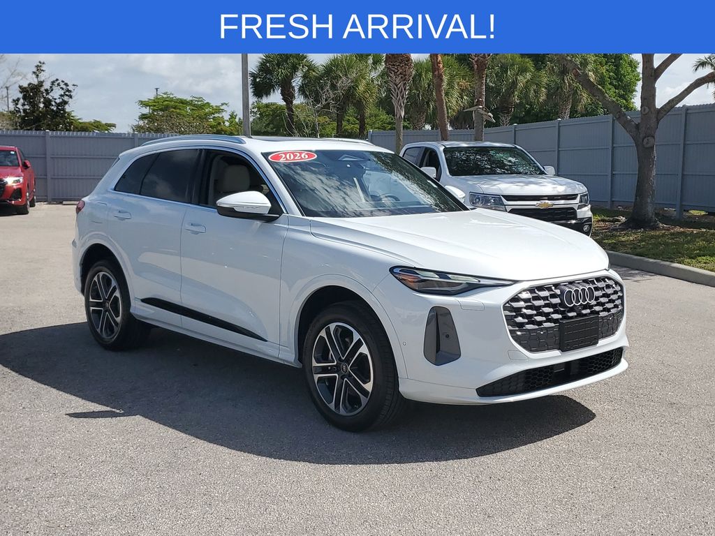 Glacier White Metallic 2026 Audi Q5 quattro Premium TFSI SUV / Crossover All-Wheel Drive 7-Speed Automatic