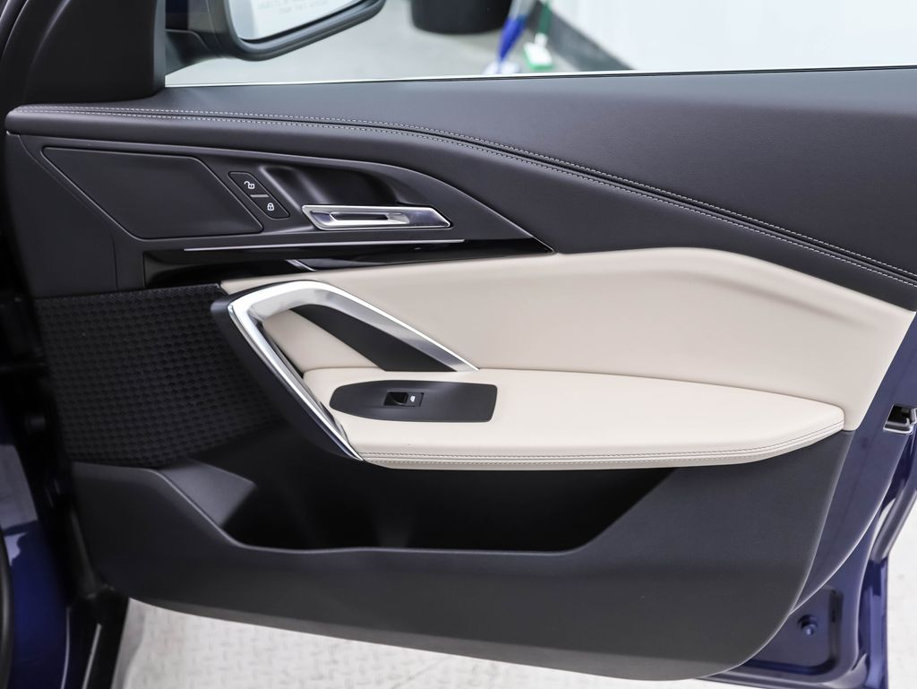 2025 BMW X1 xDrive28i 28