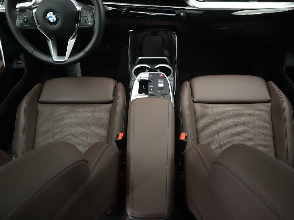 Thumbnail: 2025 BMW X1 - 16