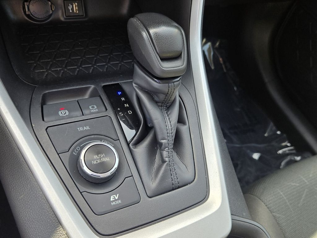 2024 Toyota RAV4 - $33,316