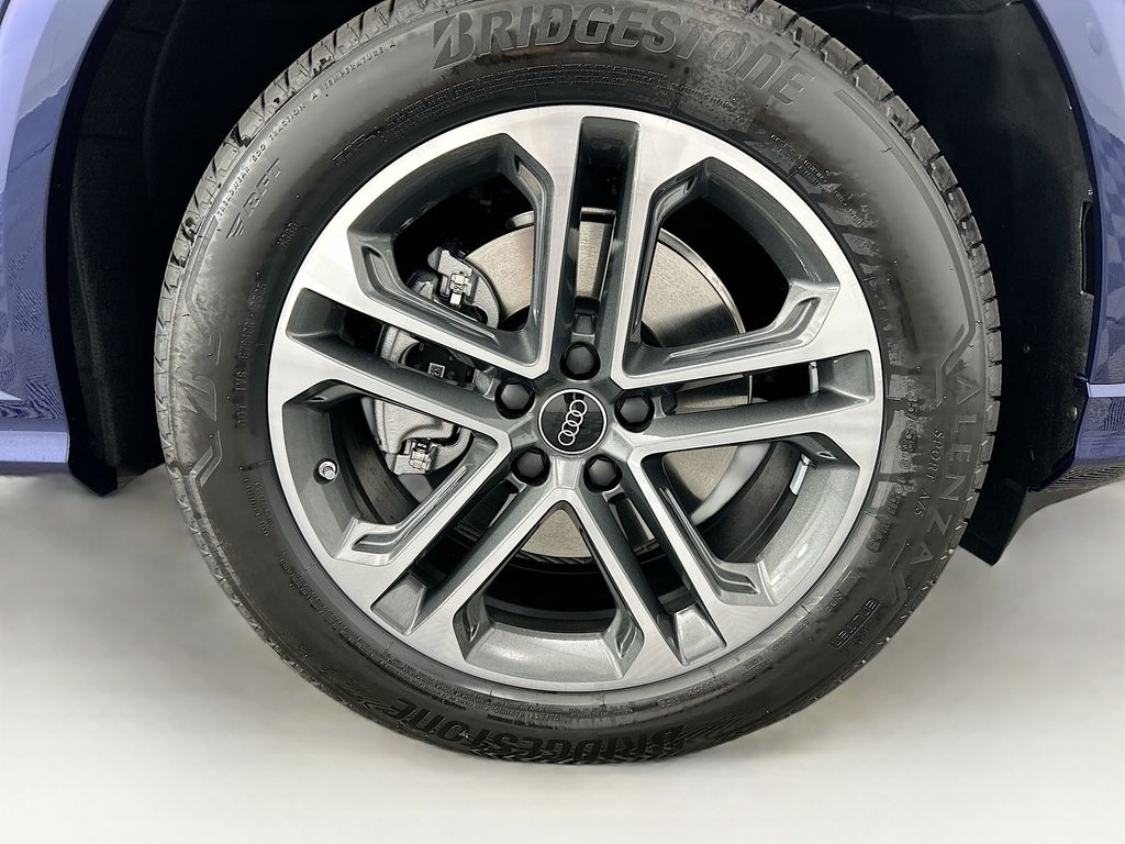 Thumbnail: 2025 Audi Q5 - 31