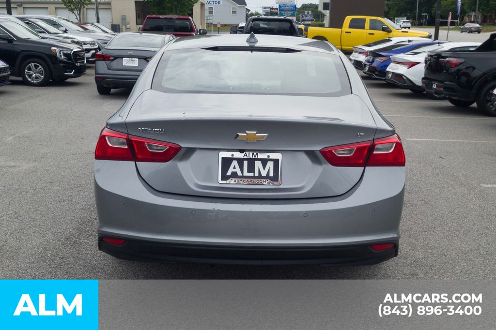 Used 2024 Gray Chevrolet LT image 6
