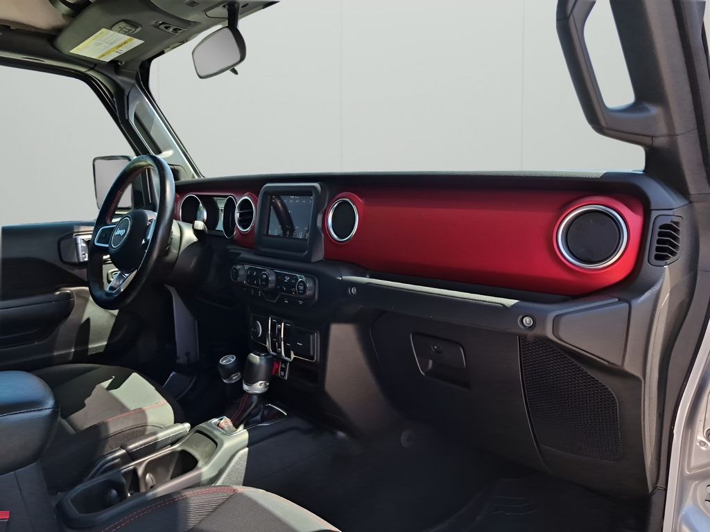 Used 2021 Silver Jeep Rubicon image 14