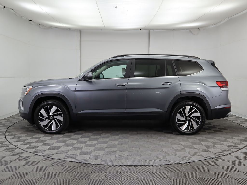 2024 Volkswagen Atlas SE 9