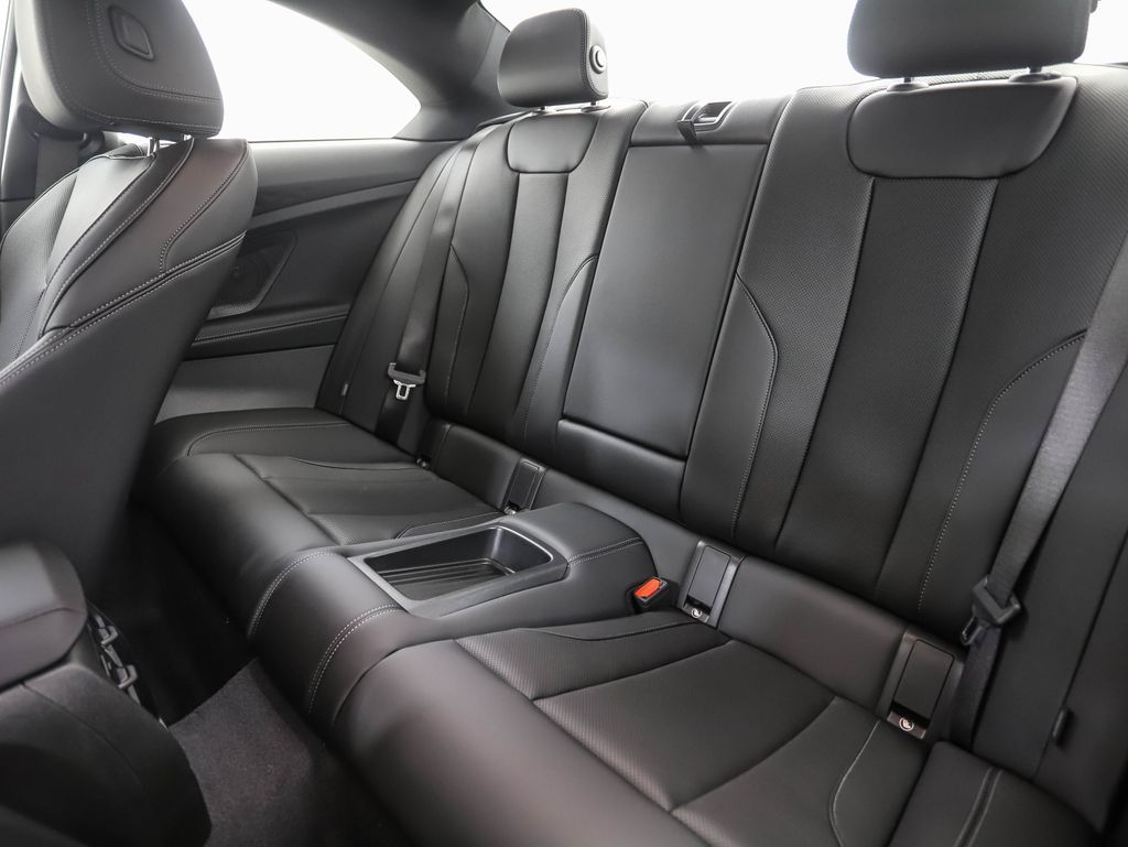 Thumbnail: 2025 BMW 2 Series - 19