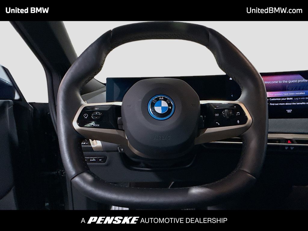 Thumbnail: 2023 BMW iX - 6