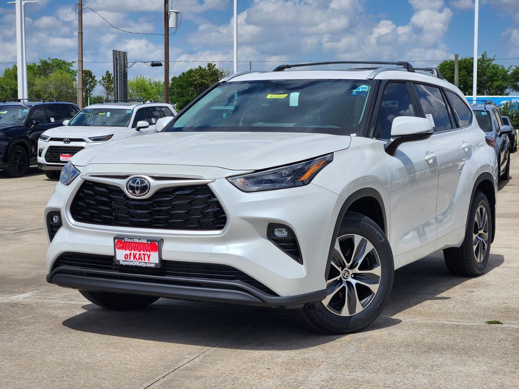 2026 Toyota Highlander XLE AWD