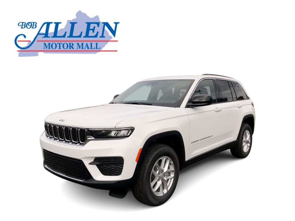 2025 Jeep Grand Cherokee Laredo, Altitude