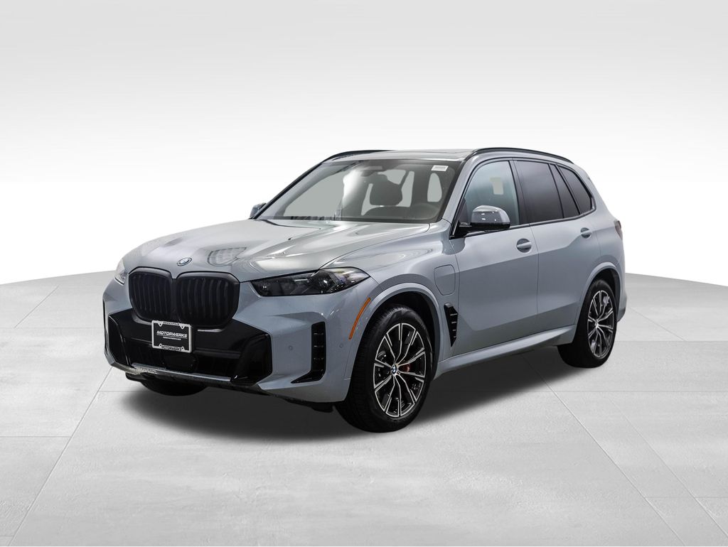 Thumbnail: 2026 BMW X5 - 1