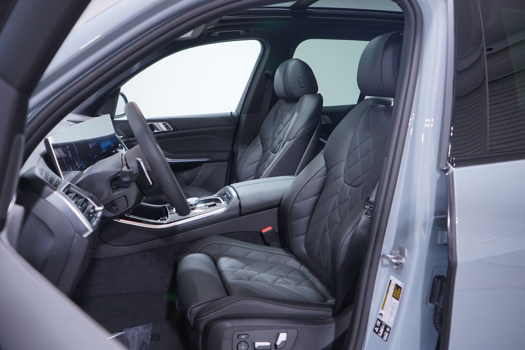 Thumbnail: 2026 BMW X5 - 7