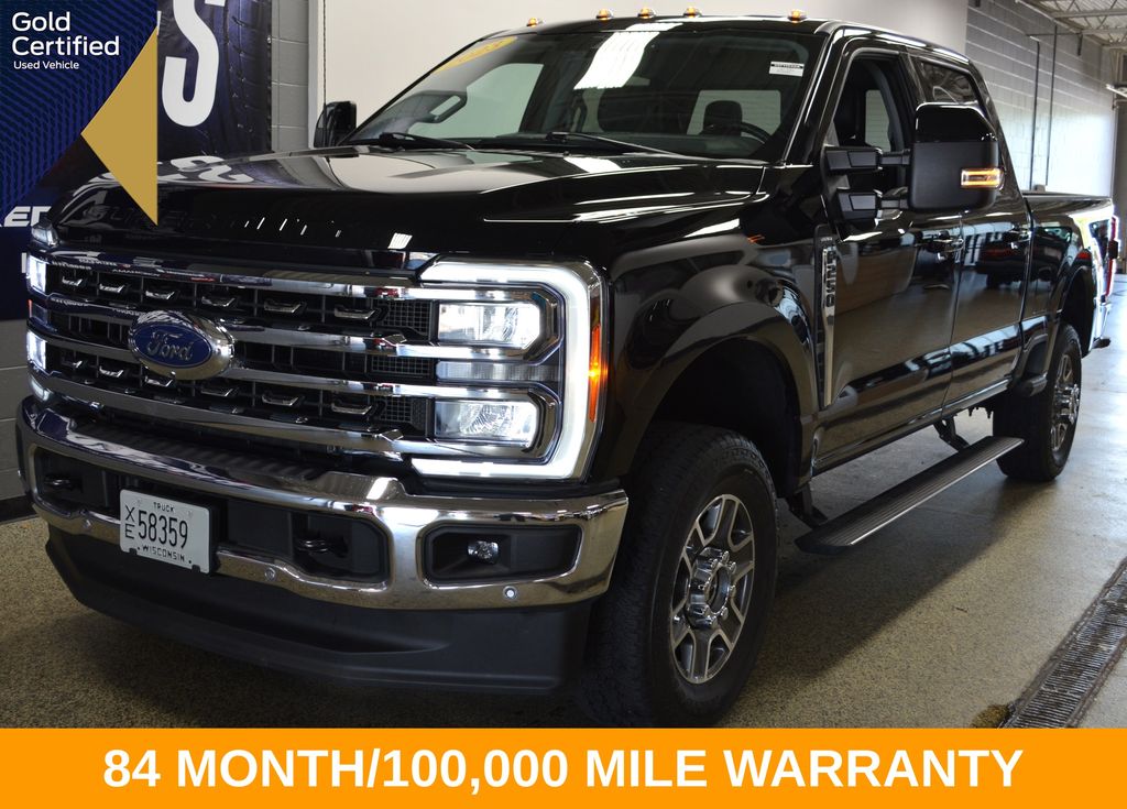 2023 Ford F-250 Super Duty Lariat Crew Cab 4WD