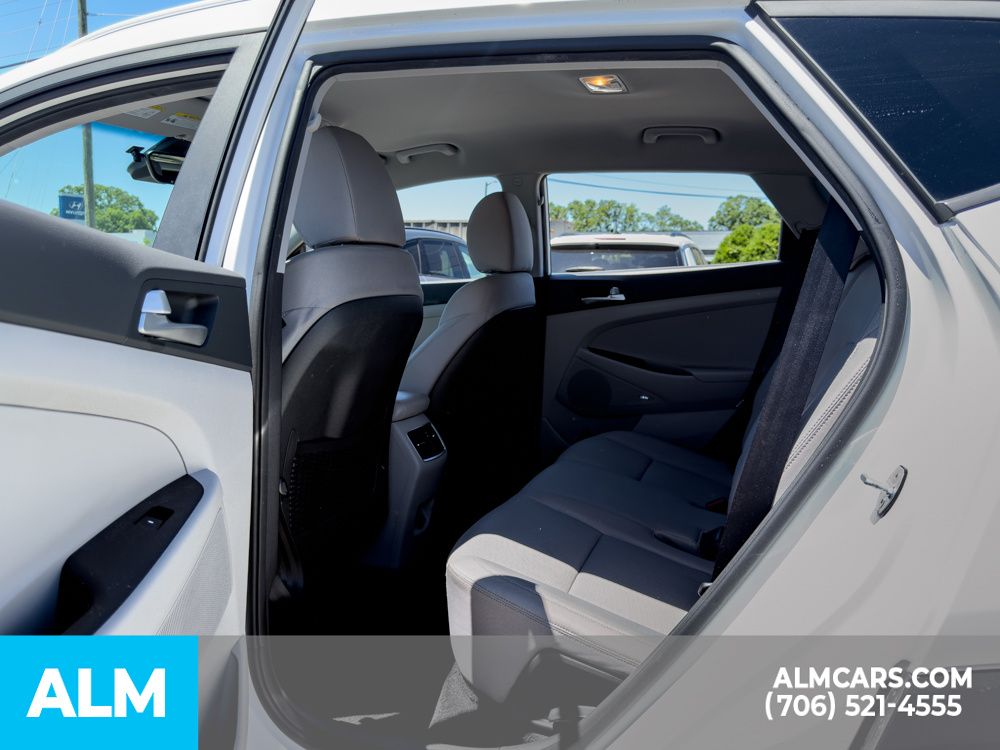 Used 2019 White Pearl Hyundai Sport image 16