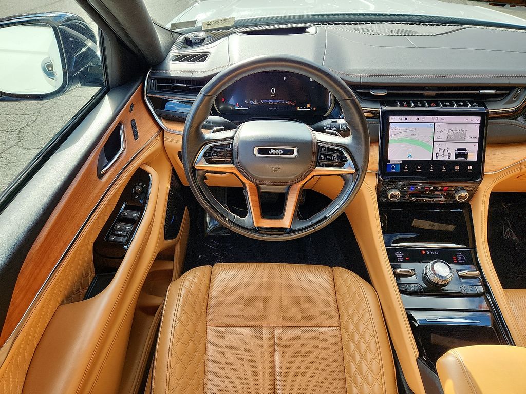 Thumbnail: 2022 Jeep Grand Cherokee L - 13