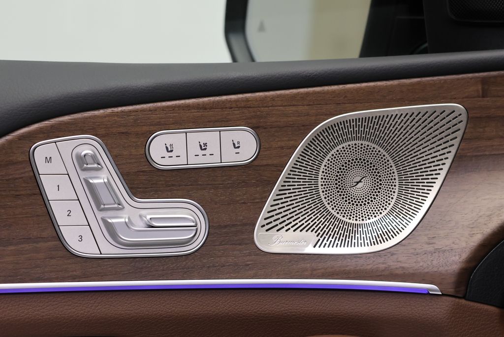 Thumbnail: 2026 Mercedes-Benz GLE - 32