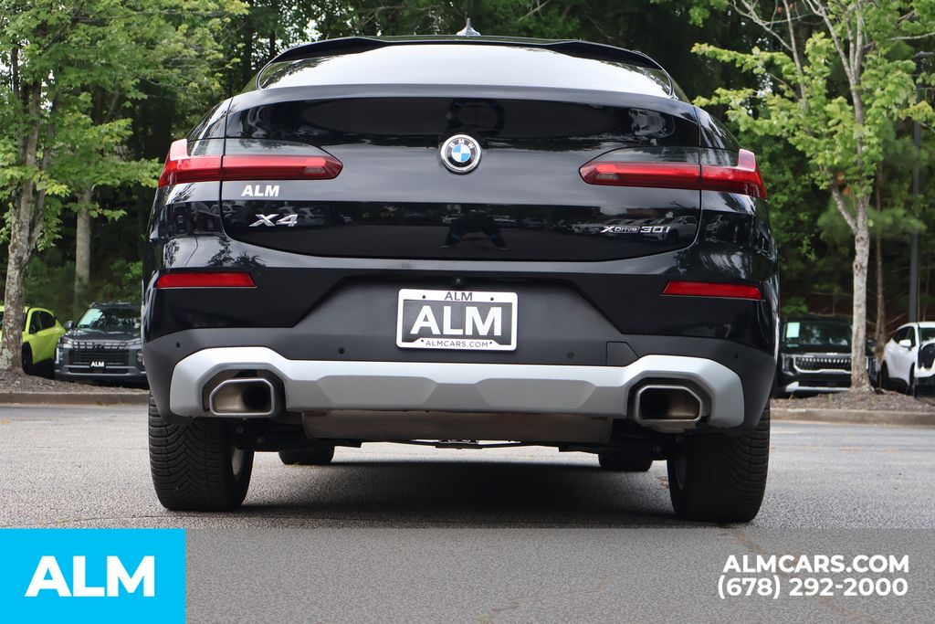 Used 2025 Black BMW xDrive30i image 7