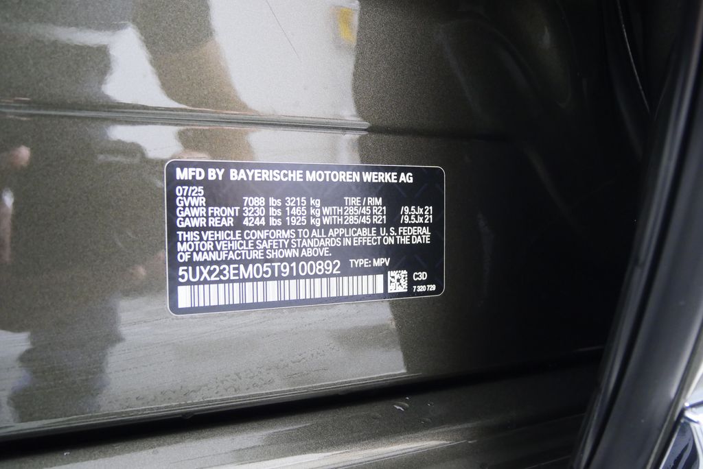 Thumbnail: 2026 BMW X7 - 32