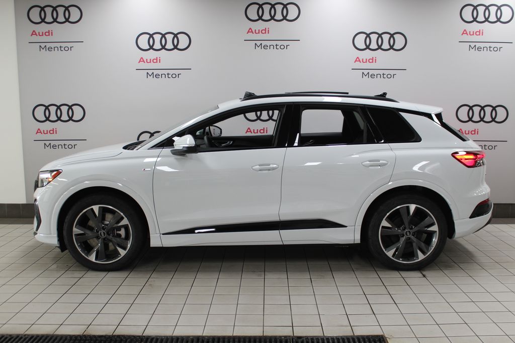 2024 Audi Q4 e-tron Premium 3