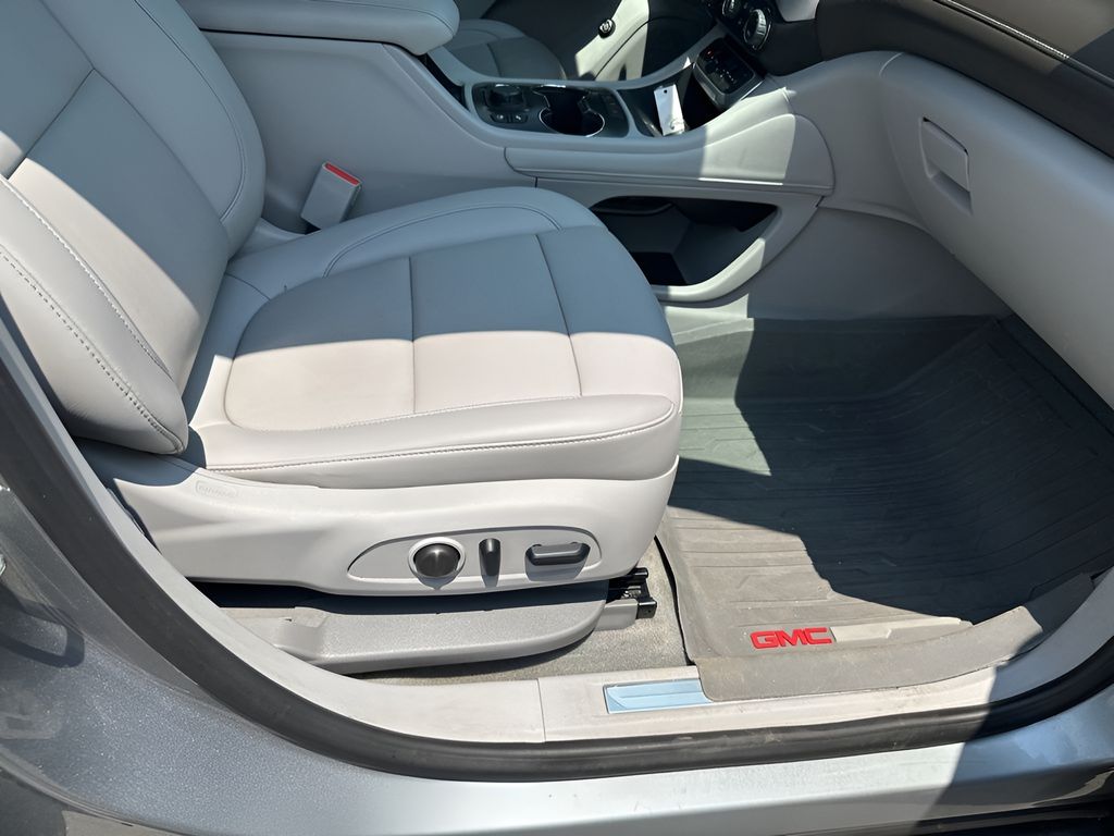 Used Car 2023 Gmc Acadia  Slt For Sale In Austin, Texas