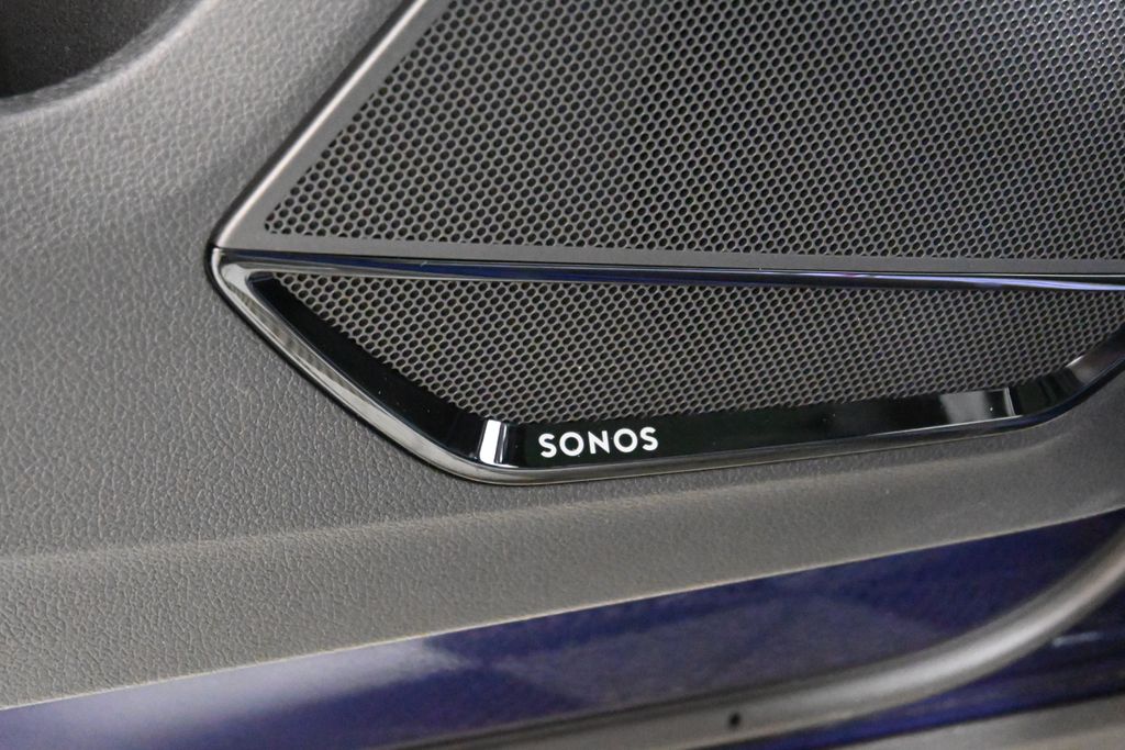 Thumbnail: 2025 Audi Q3 - 25