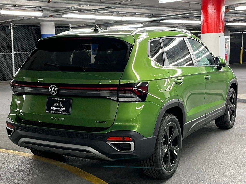 2025 Volkswagen Taos SEL - Photo 6