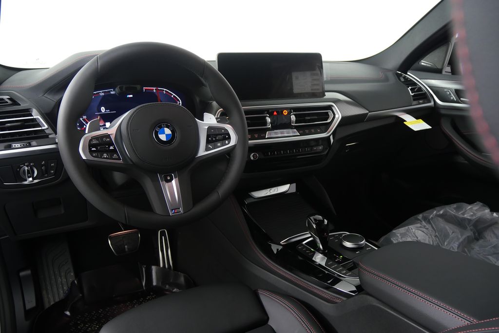 2025 BMW X4 xDrive30i 18