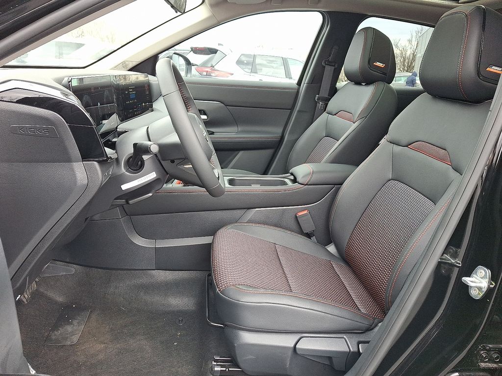 2026 Nissan Kicks — photo 9