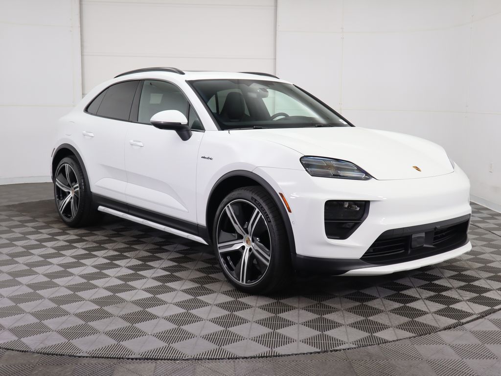 Thumbnail: 2025 Porsche Macan - 9