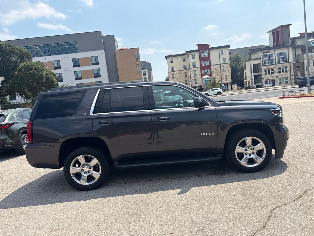 Thumbnail: 2017 Chevrolet Tahoe - 6
