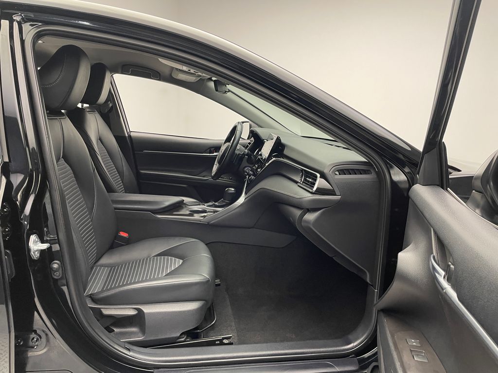 2023 Toyota Camry SE 17