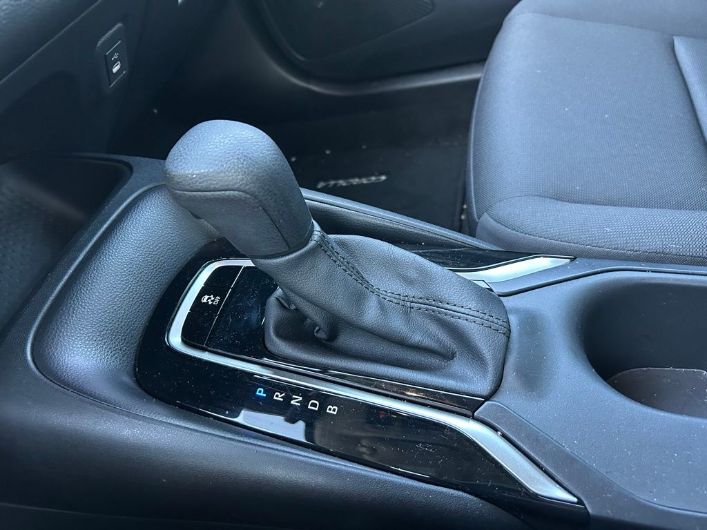 2024 Toyota Corolla LE 21