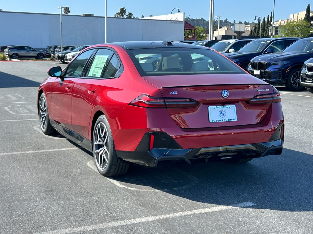 2025 BMW i5 eDrive40 3