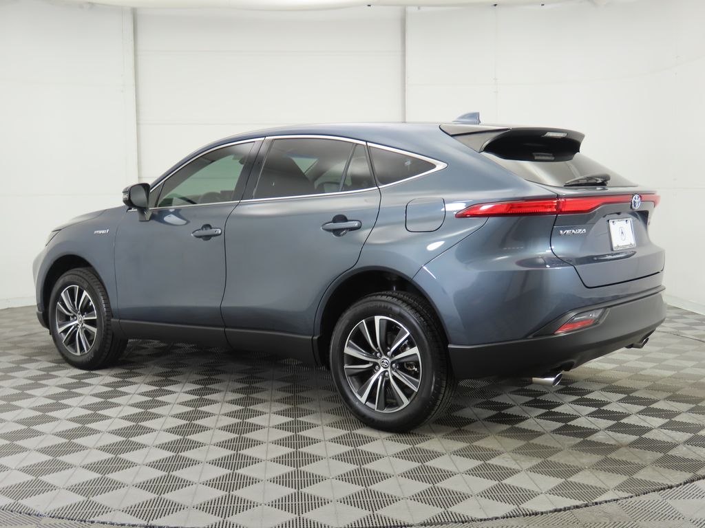 2021 Toyota Venza LE 7