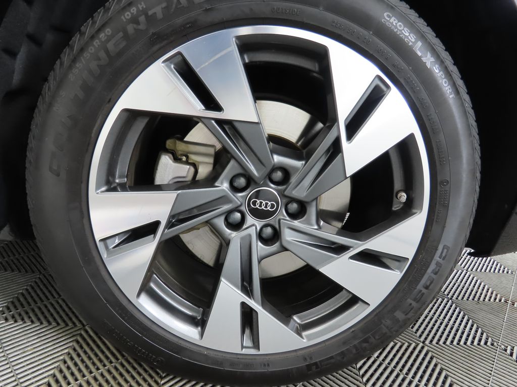 2022 Audi e-tron Premium Plus 31