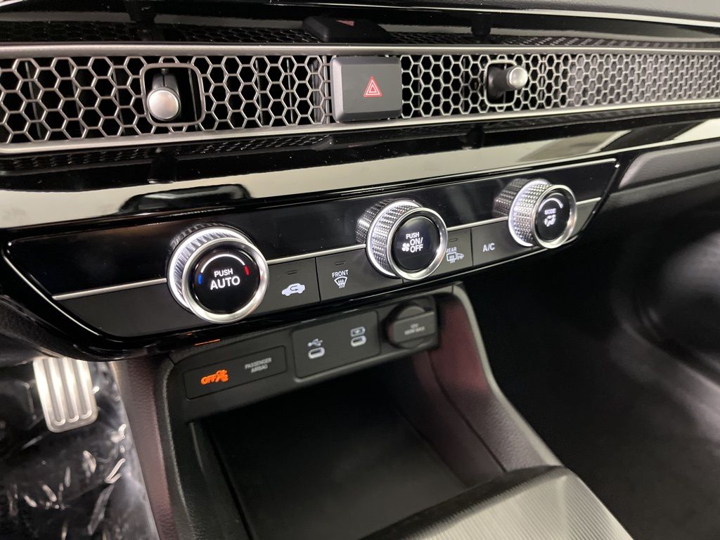 Thumbnail: 2026 Honda Civic - 30