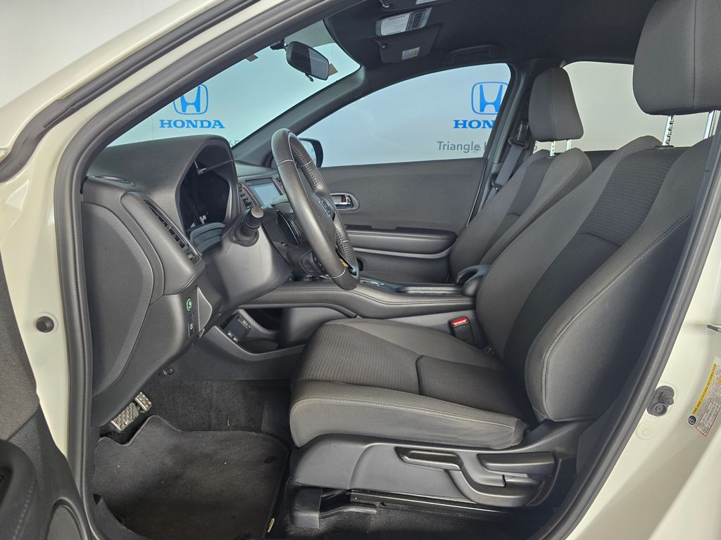 Thumbnail: 2022 Honda HR-V - 8