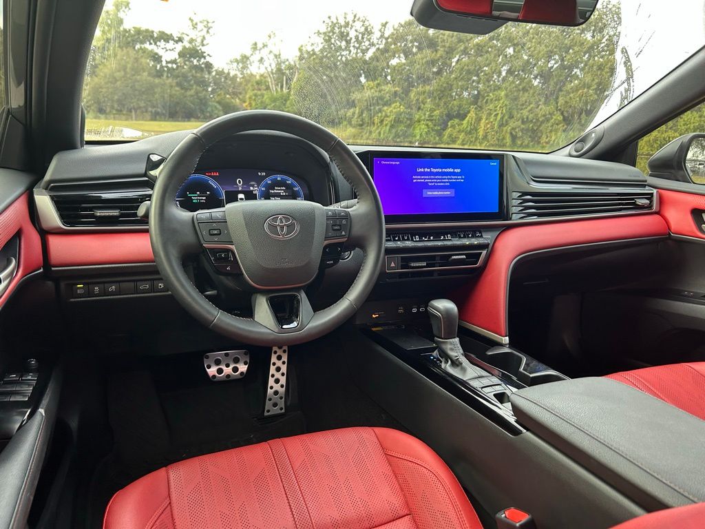 Thumbnail: 2025 Toyota Camry - 12