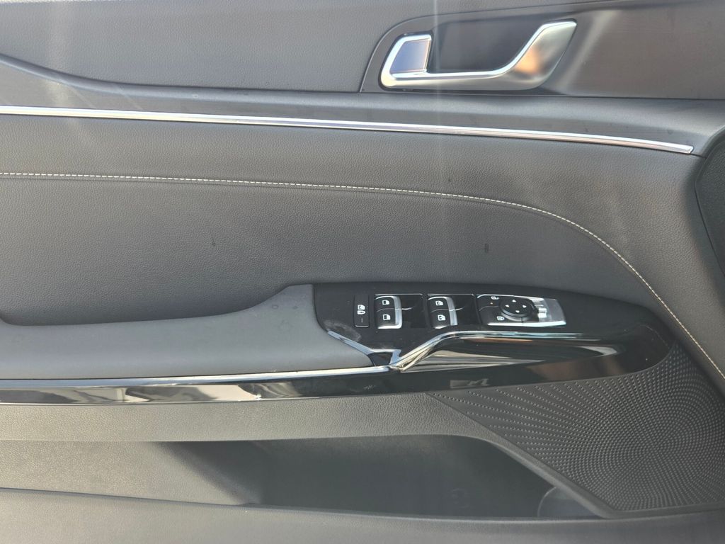 2026 Kia K5 - $28,576