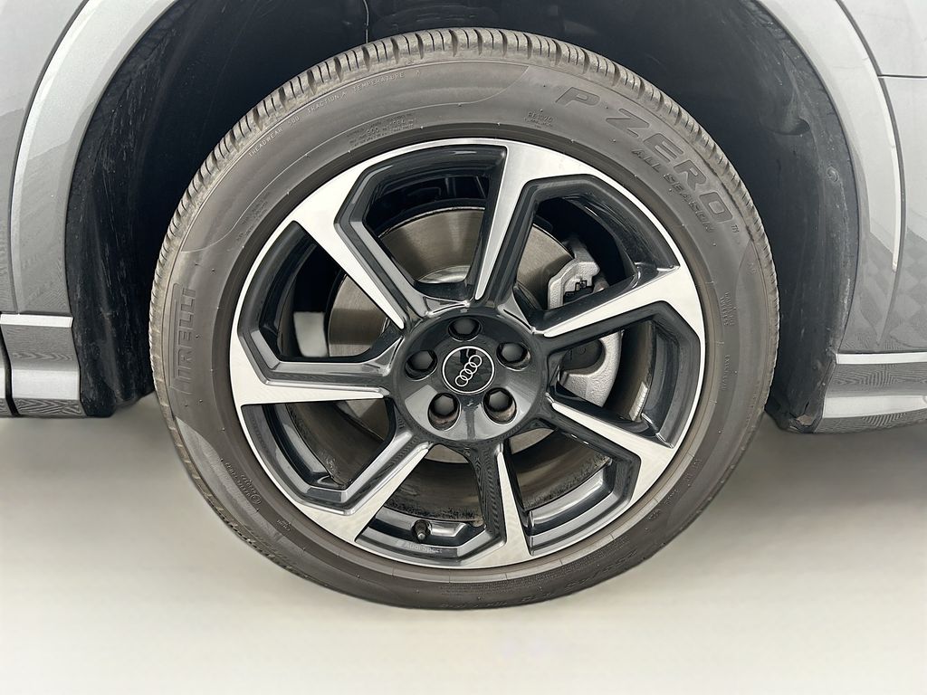 Thumbnail: 2025 Audi Q3 - 30