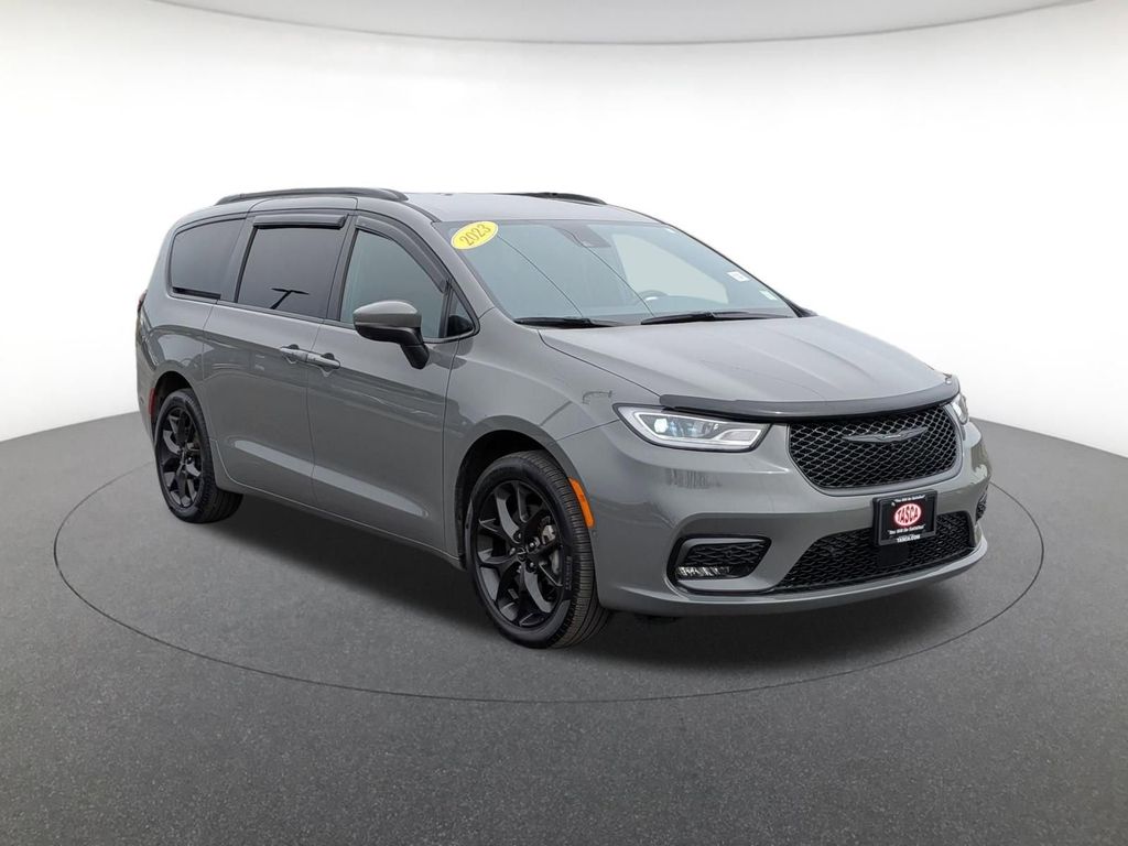 2023 Chrysler Pacifica Touring L AWD