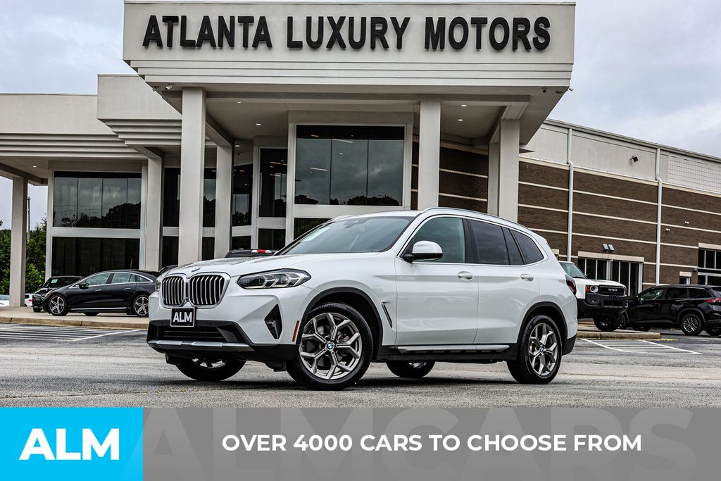 Used 2024 White BMW sDrive30i image 3