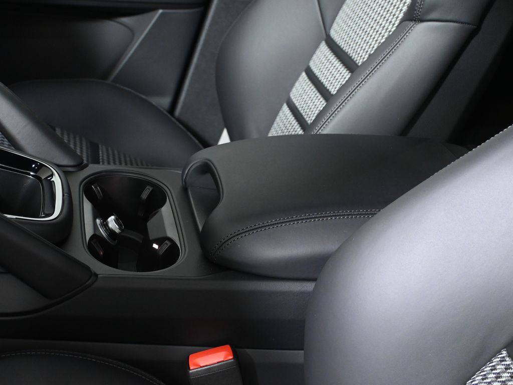 Thumbnail: 2026 Porsche  - 27