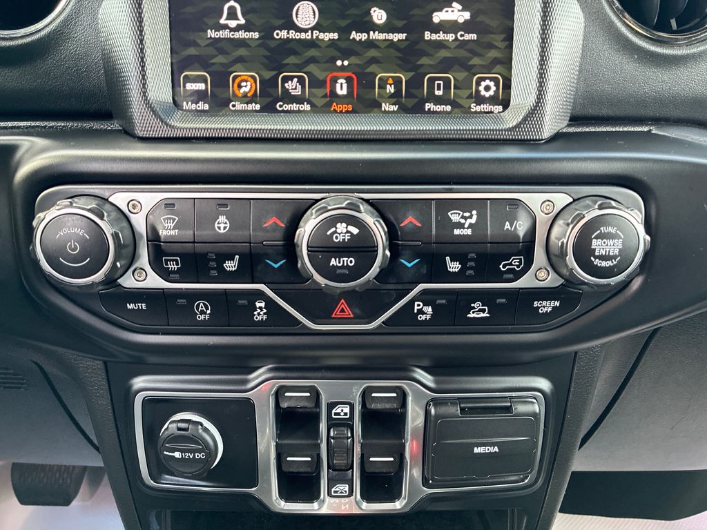 2022 Jeep Gladiator Overland White at Auto Express Mitsubishi