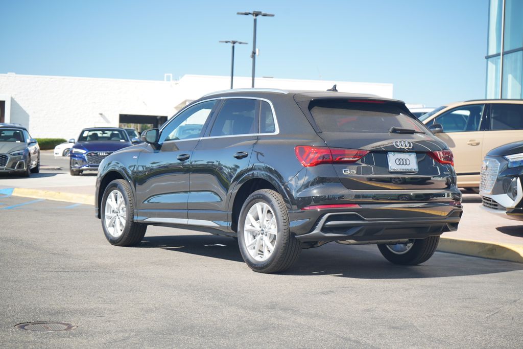 2024 Audi Q3  3