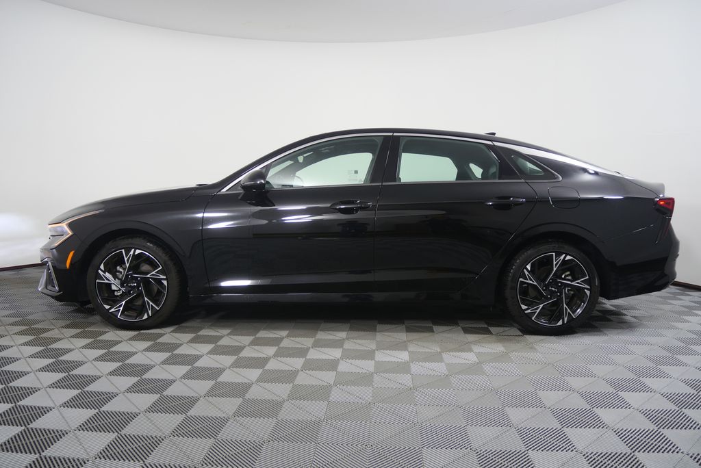 Thumbnail: 2025 Kia K5 - 5