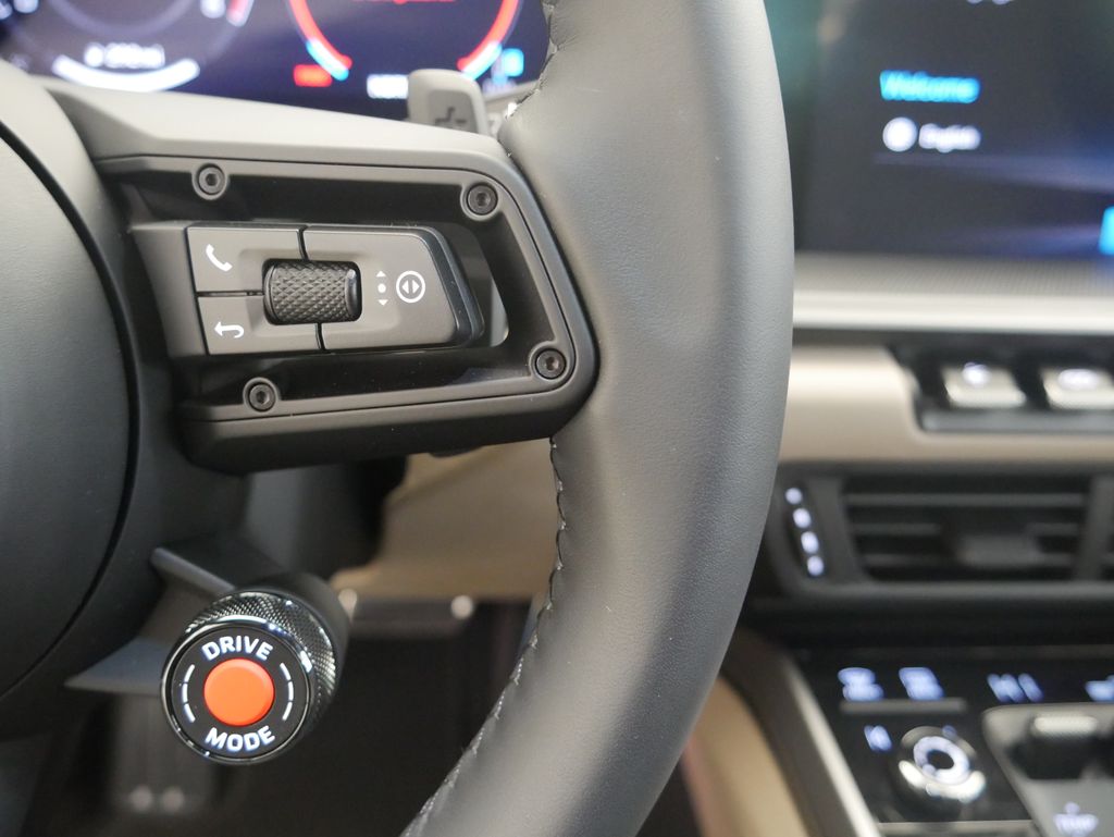 Thumbnail: 2026 Porsche 911 - 27