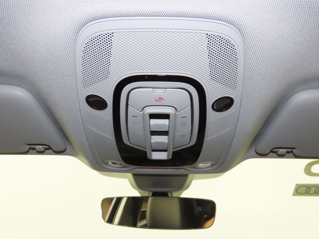 Thumbnail: 2025 Audi Q5 - 25